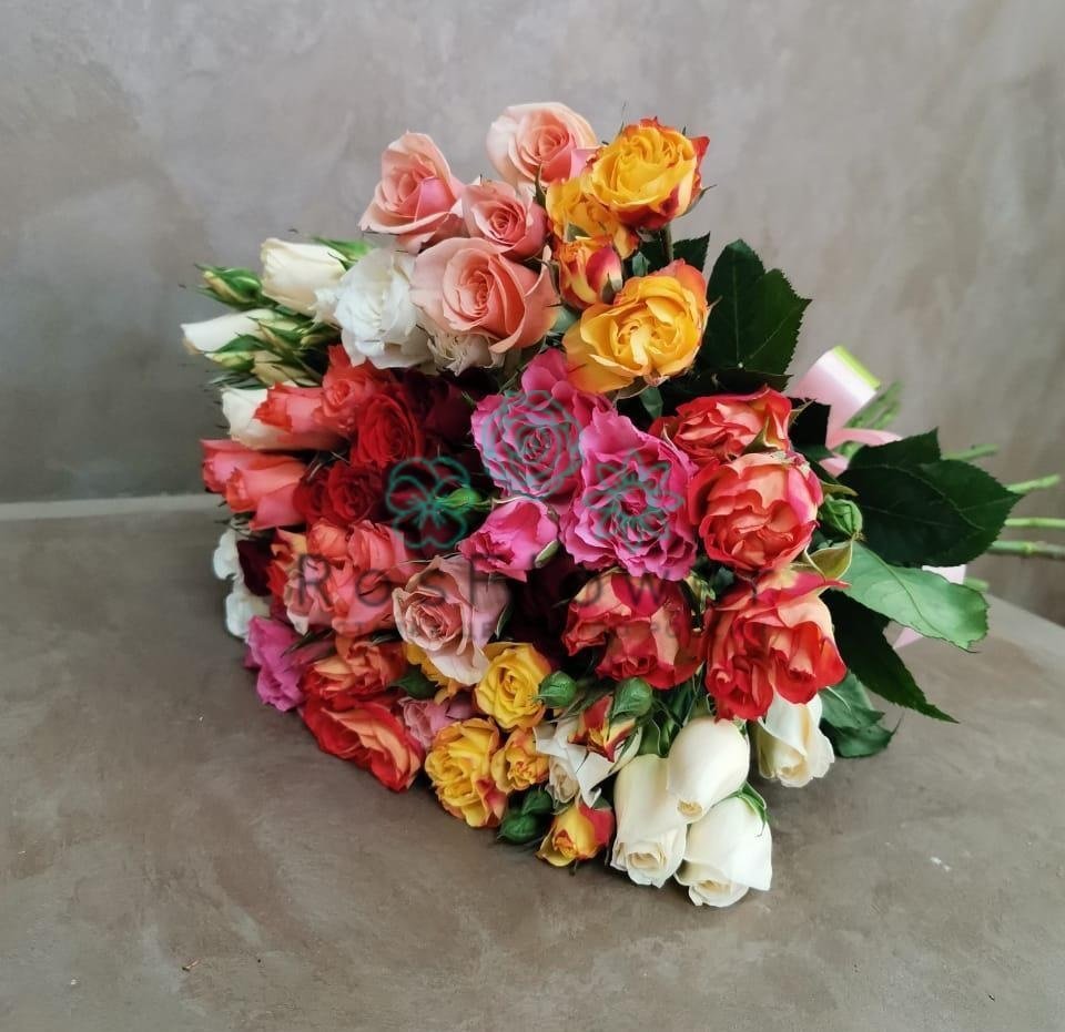 Букет цветов из: Розы в Гатлукае