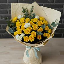 Букет цветов из:  Розы в Гатлукае