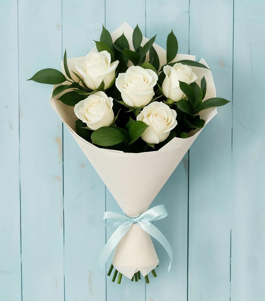 Букет цветов из: Розы в Гатлукае