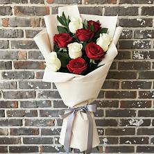 Букет цветов из:  Розы в Гатлукае