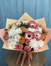 Букет цветов из:  Розы, Герберы и Хризантемы в Гатлукае