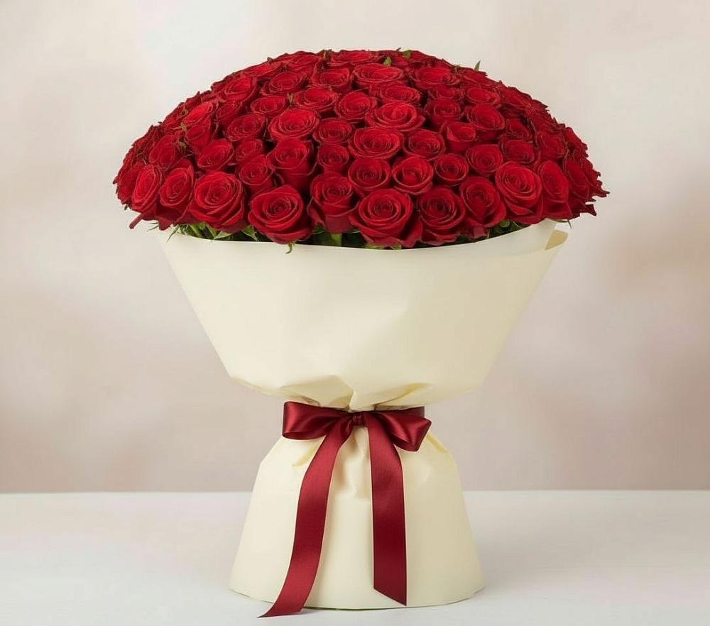 Букет 101 Красная роза Милано в Гатлукае