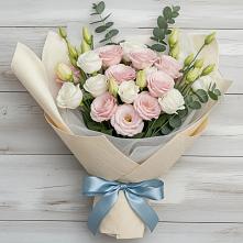 Букет цветов из:  Лизиантусы в Гатлукае