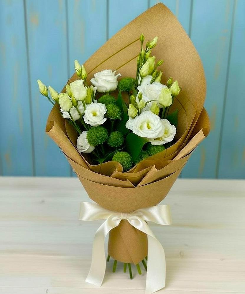 Букет цветов из: Хризантемы и Лизиантусы в Гатлукае