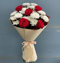 Букет цветов из:  Розы и Хризантемы в Гатлукае