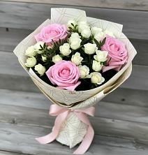 Букет цветов из:  Розы в Гатлукае