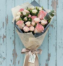Букет цветов из:  Розы в Гатлукае