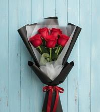 Букет цветов из:  Розы в Гатлукае