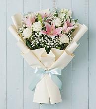 Букет цветов из:  Лилии в Гатлукае
