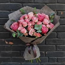 Букет цветов из:  Розы в Гатлукае